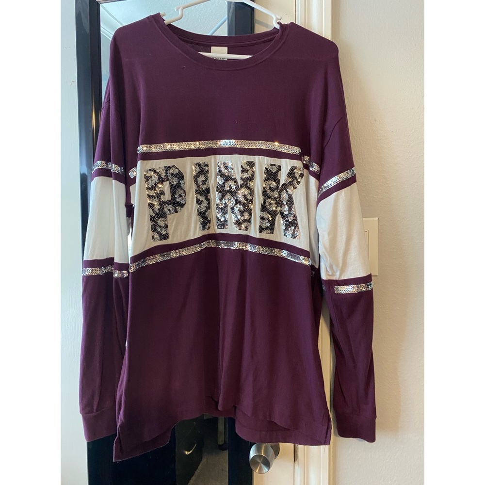 - PINK VS Long Sleeve Bling Top